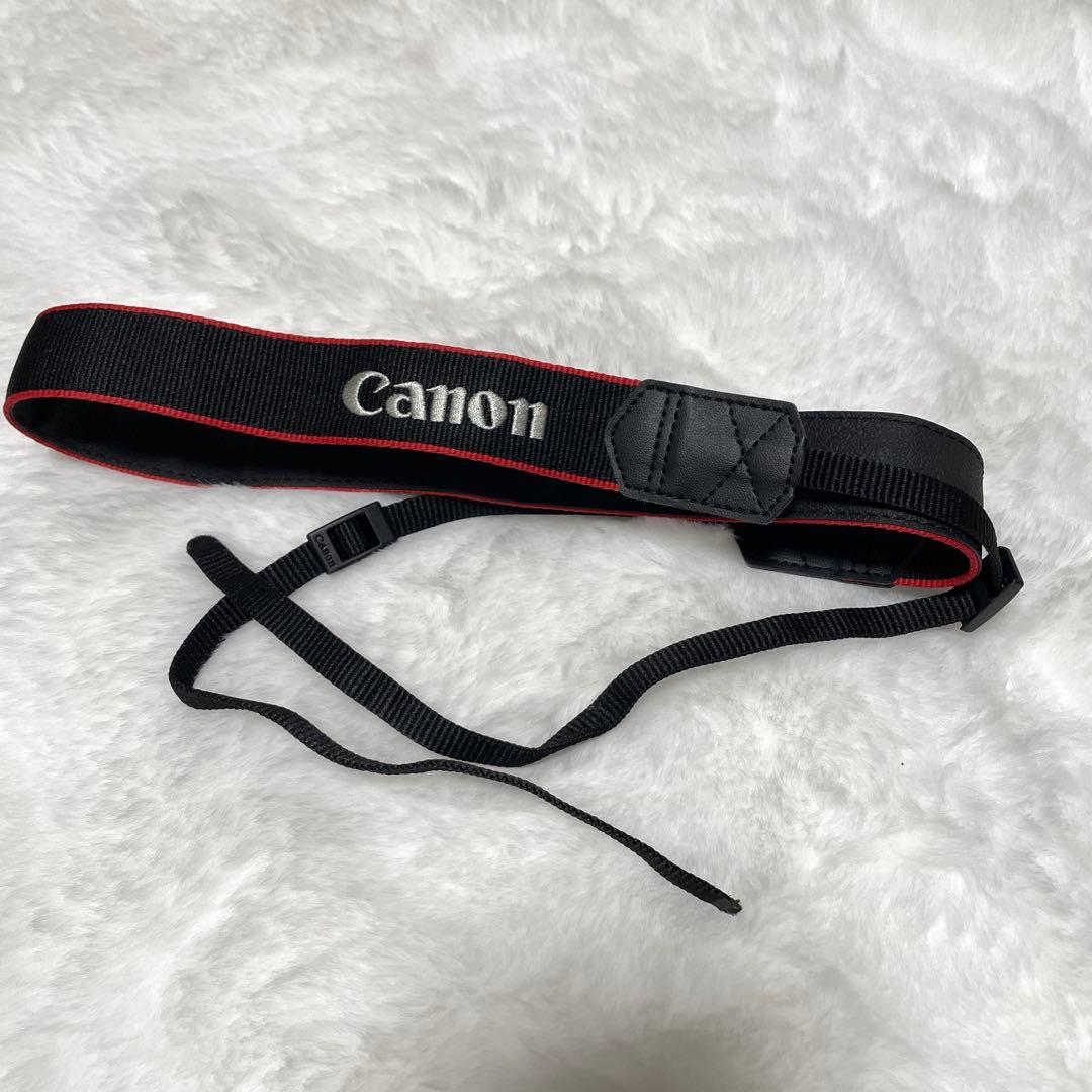 Canon Mirrorless Interchangeable Lips 4/22 Eos Rp 3