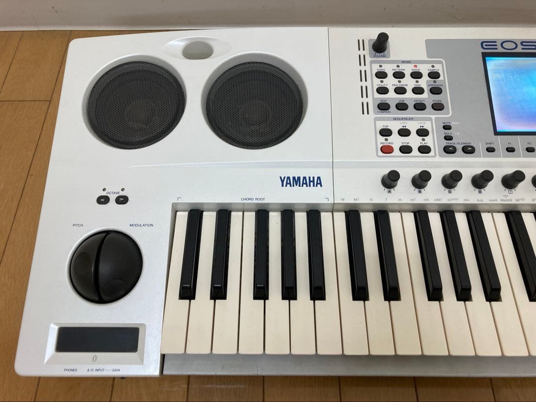 Yamaha Other Eos B2000W 0807