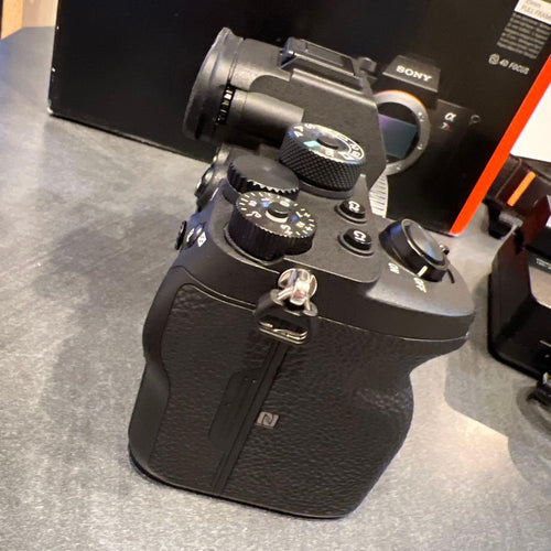 Sony Mirrorless Interchangeable Lips 7R 1747