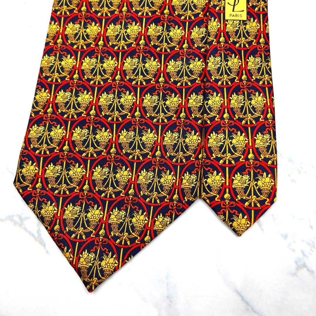 Yves Saint Laurent Tie
