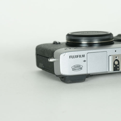 Fujifilm Mirrorless Interchangeable Lips X-E2 X