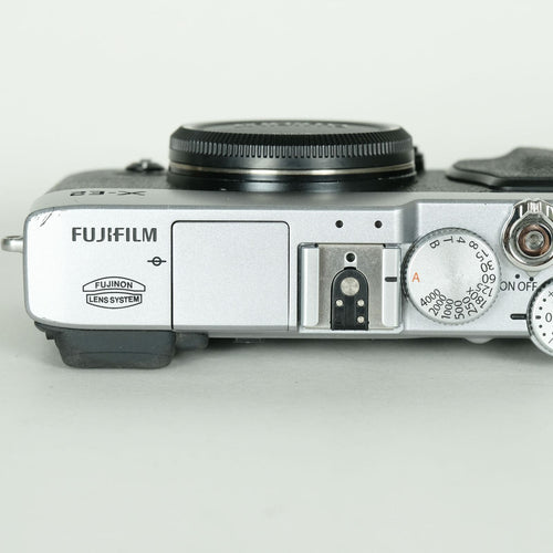 Fujifilm Mirrorless Interchangeable Lips X-E2 X