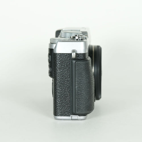 Fujifilm Mirrorless Interchangeable Lips X-E2 X