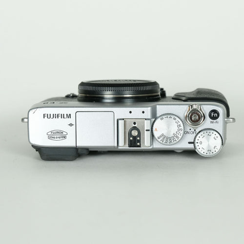Fujifilm Mirrorless Interchangeable Lips X-E2 X