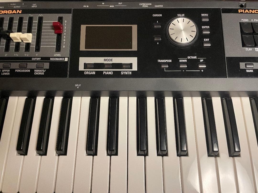 Analog Synthesizers Roland Vr-09 V-Combo 61