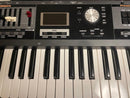 Analog Synthesizers Roland Vr-09 V-Combo 61