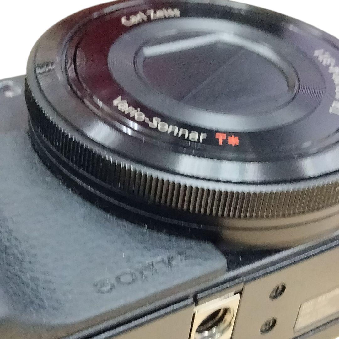 Sony Compact Digital Camera Cyber-Shot Dsc-Rx100M2