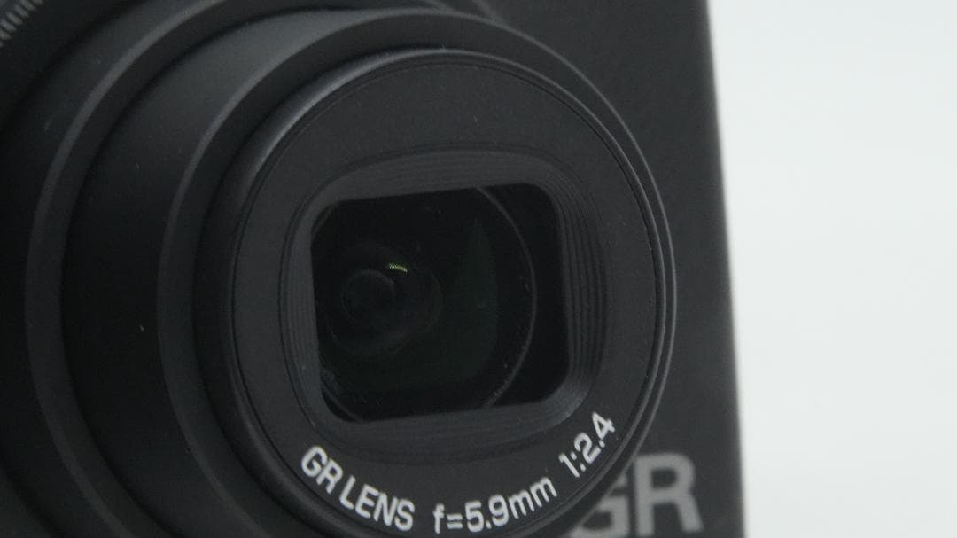 Compact Digital Cameras G2407 Ricoh Gr