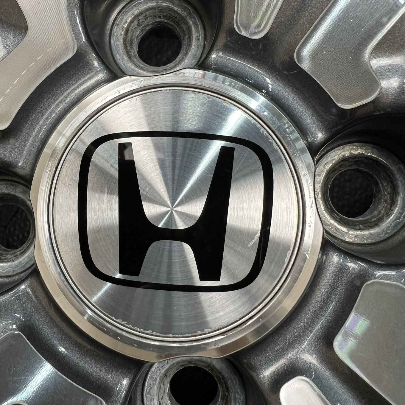Honda 15 Inches Dunlop 185/65R15 #181S40426