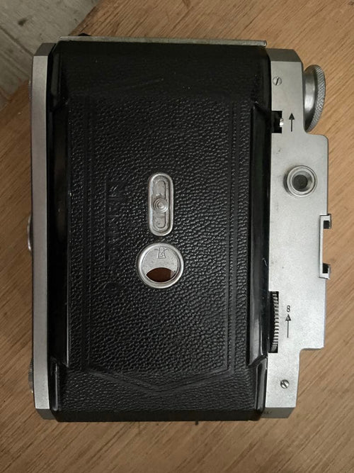 Large -Size Medium Format Camera (Film) Mamiya-6