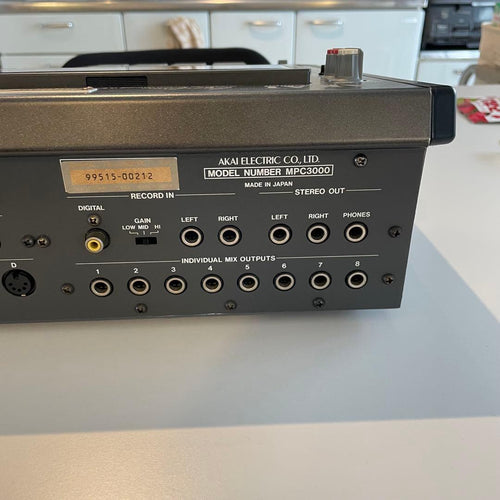 Sampler Akai Mpc3000 Le