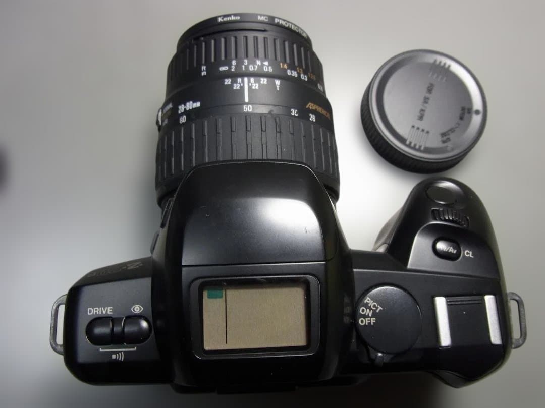 Pentax Slr Camera (Film) 132 Z-70P