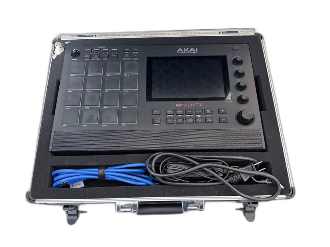 Akai Professional Sampler Mpc Live Ii