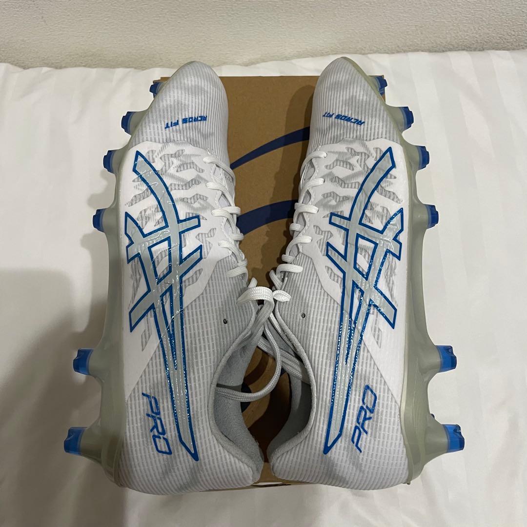 Asics Soccer Cleats Spikes Ds Light Acros Pro 3 White/Electric Blue