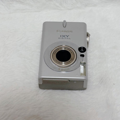 Canon Compact Digital Camera Ixy 500