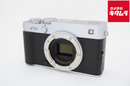 Fujifilm Mirrorless Interchangeable Lips X-E5