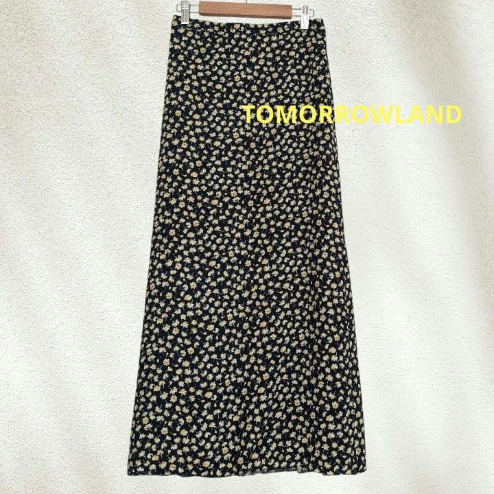 Tomorrowland Flare Skirts