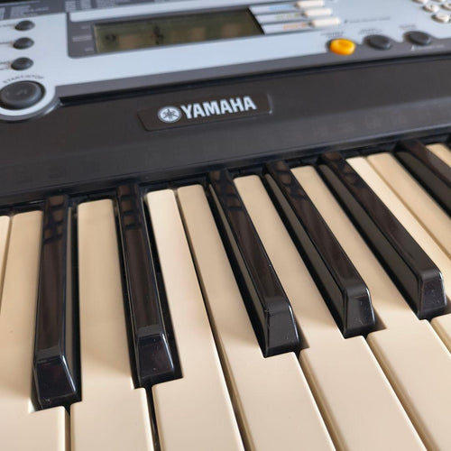 Yamaha Keyboards Digital Pianos Psr-E213