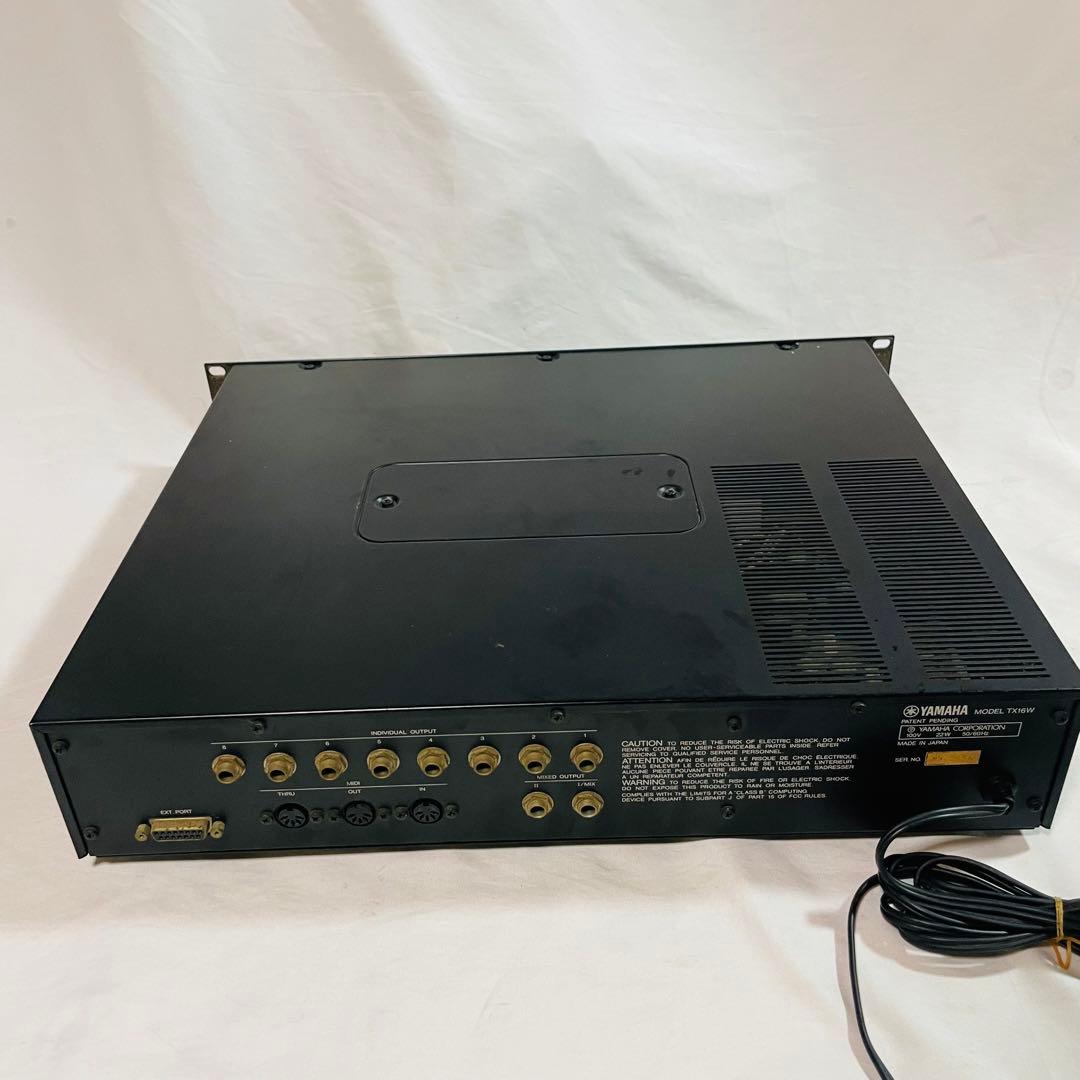 Sampler Yamaha Tx16W