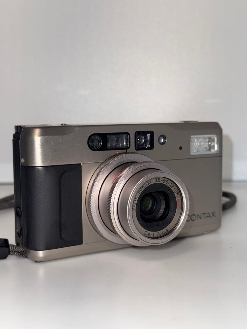Contax Compact Camera (Film) T Vs Ii