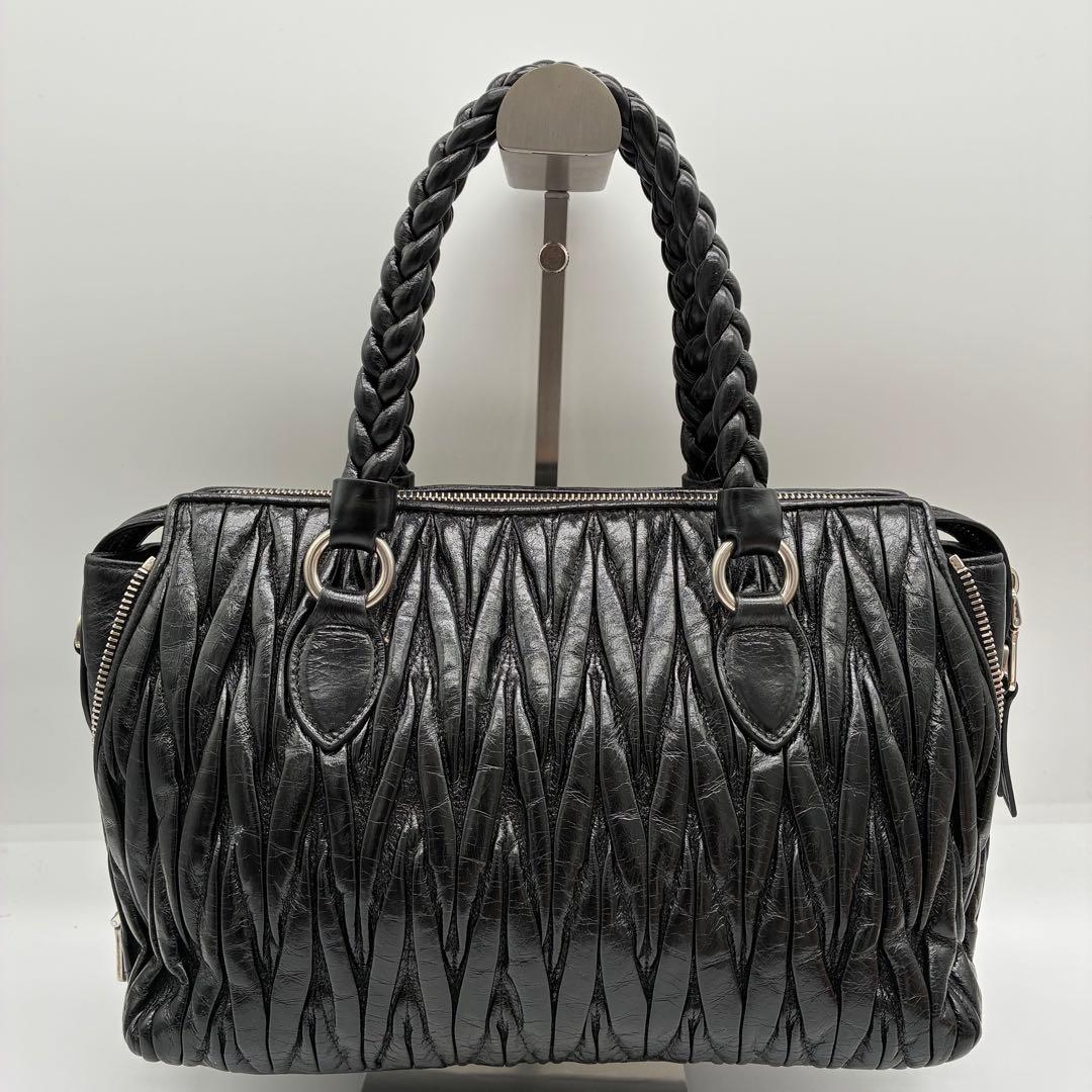 Miu Shoulder Bags 2023