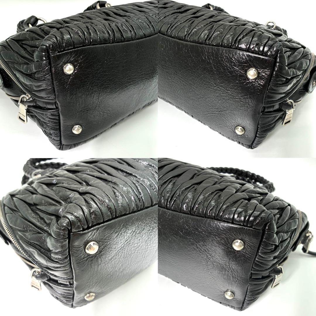 Miu Shoulder Bags 2023