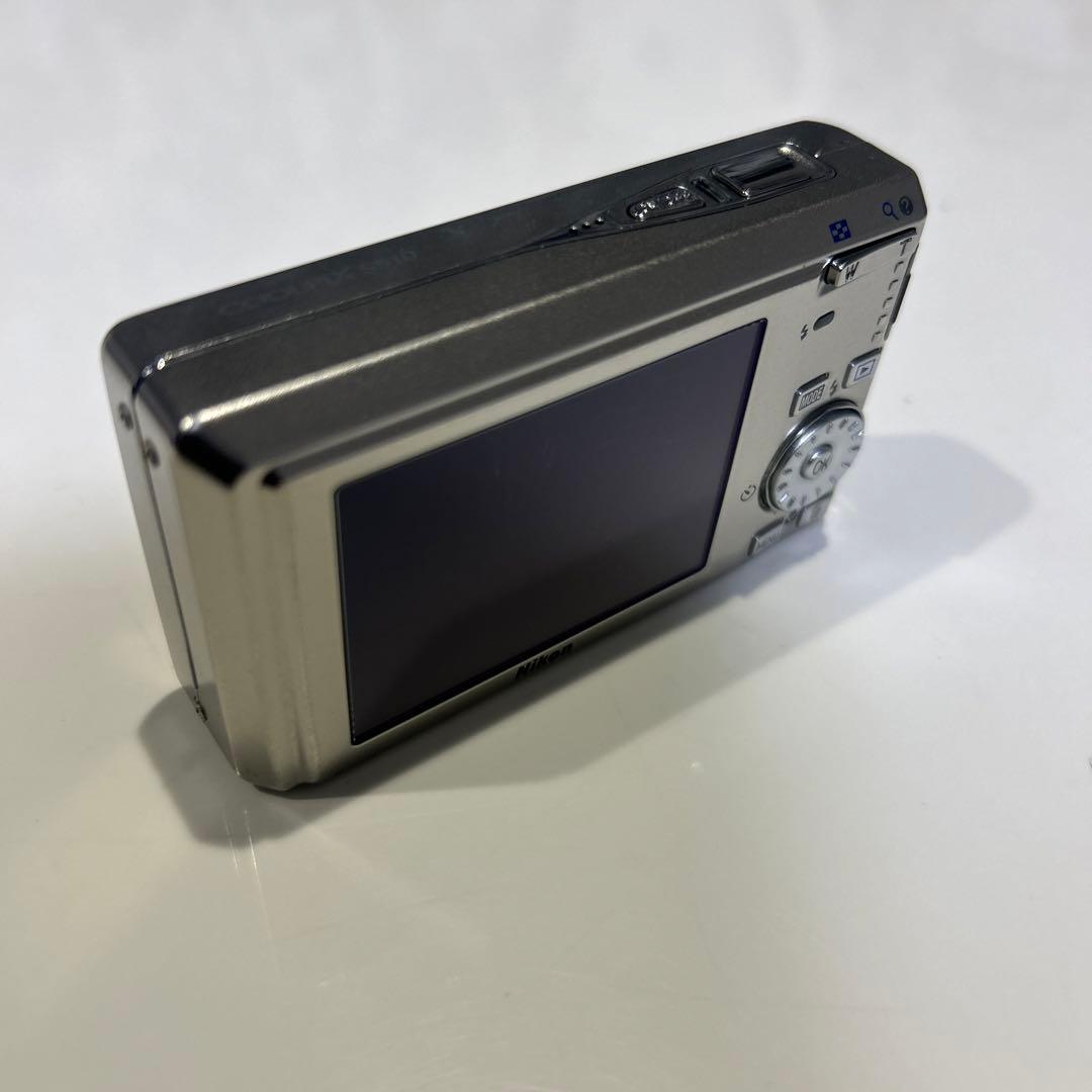 Nikon Compact Digital Camera Coolpix S510