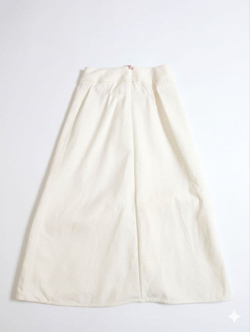 Tomorrowland Skirt Outfits