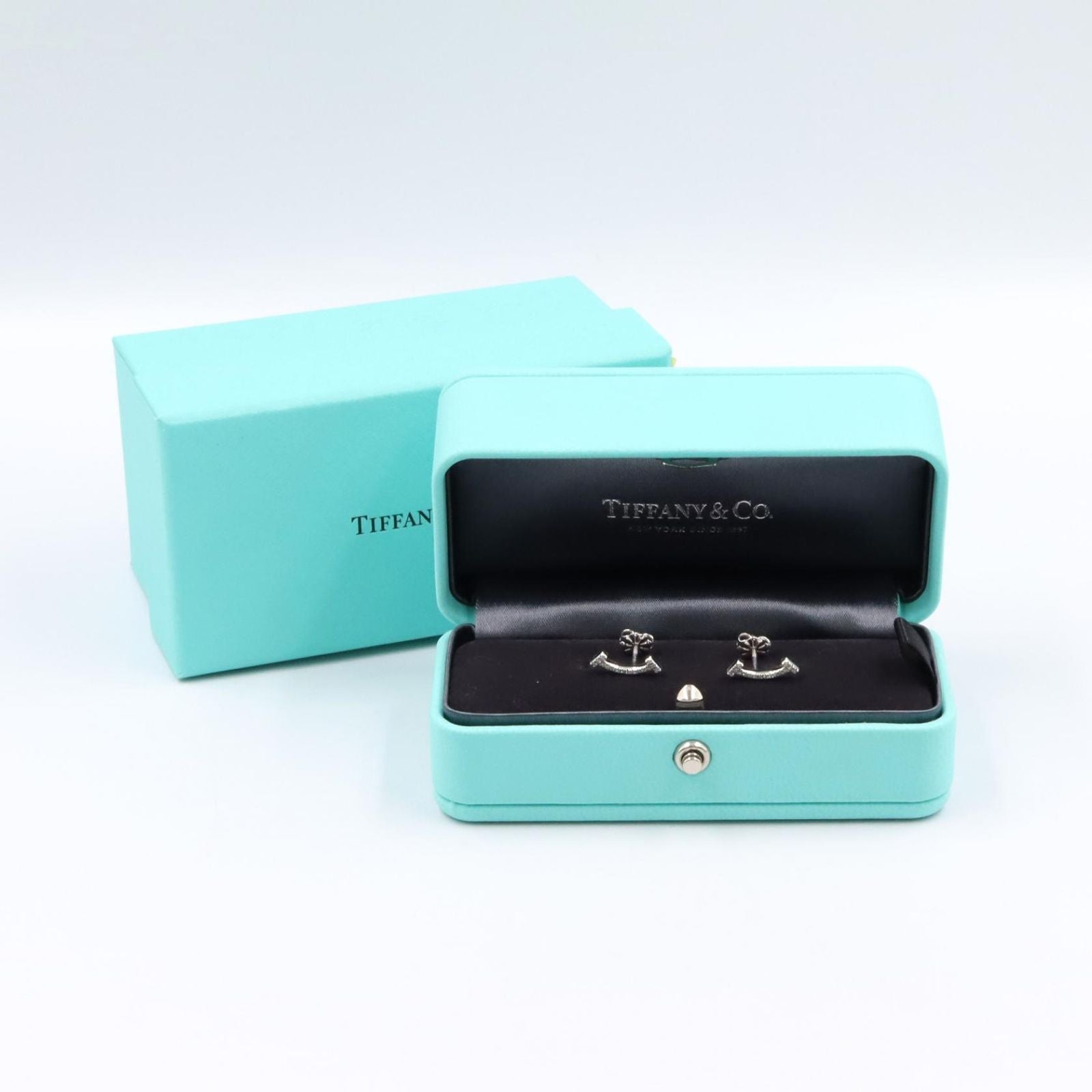 Tiffany Earrings (For One Ear) Co T 60150739 K18Wg Used A