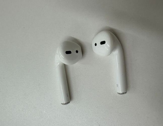 Apple Airpods 2 Bluetooth Ok