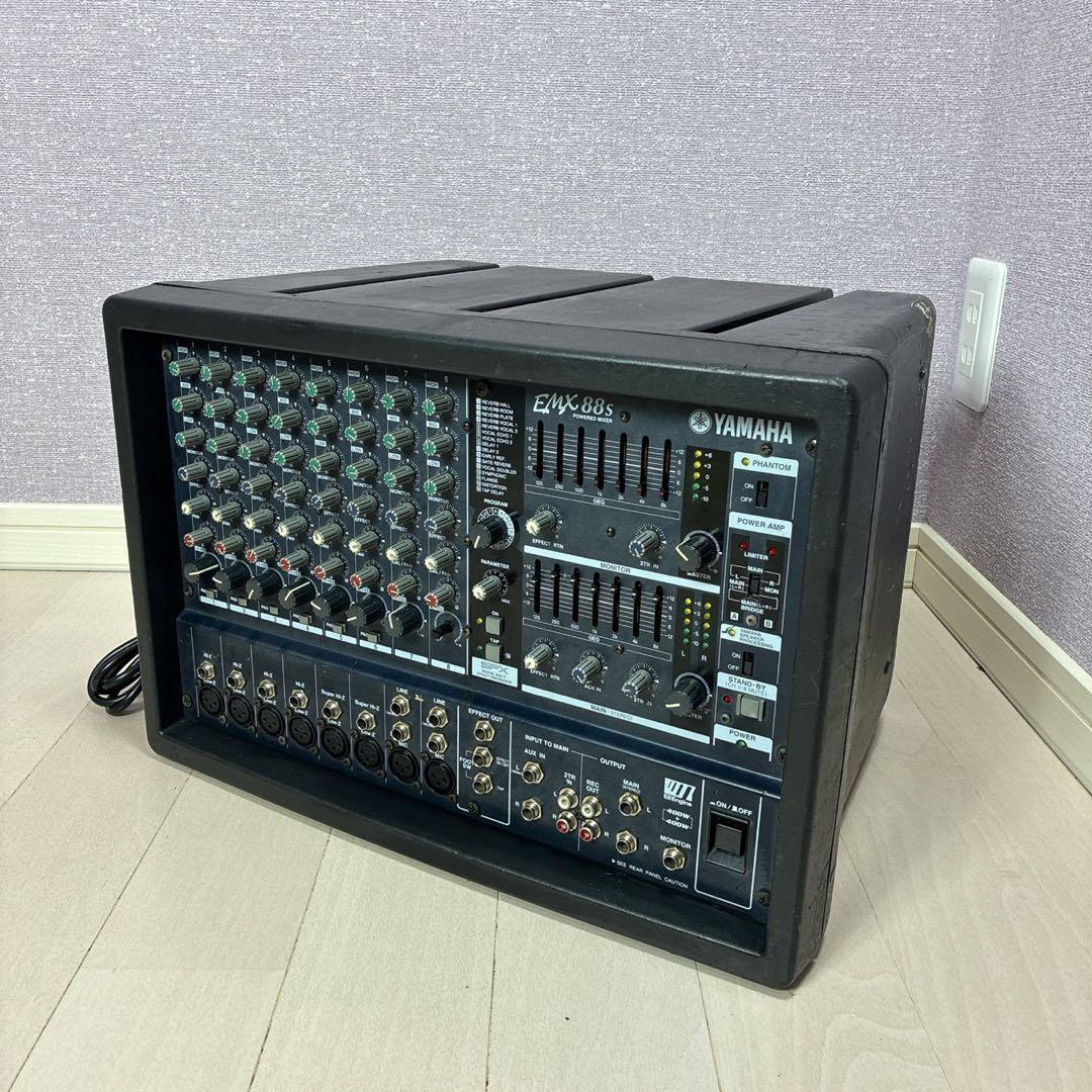 Yamaha Powered Mixer Emx88S 8Ch