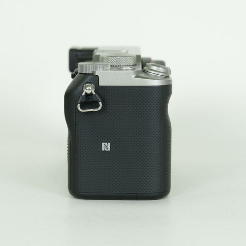 Sony Mirrorless Interchangeable Lips 2,057 7C Ilce-7C E