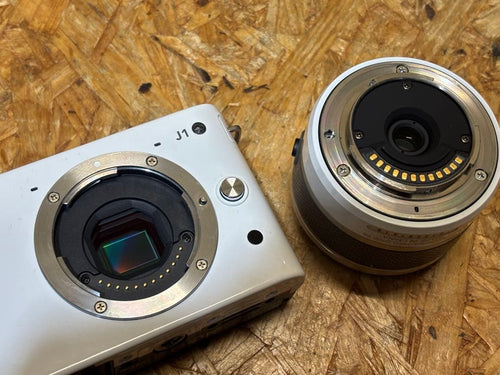 Nikon Digital Camera 1 J1