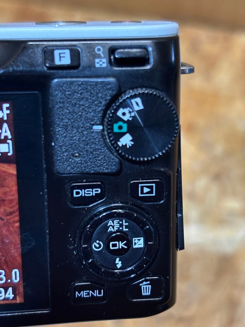 Nikon Digital Camera 1 J1