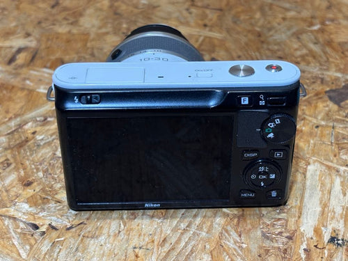 Nikon Digital Camera 1 J1