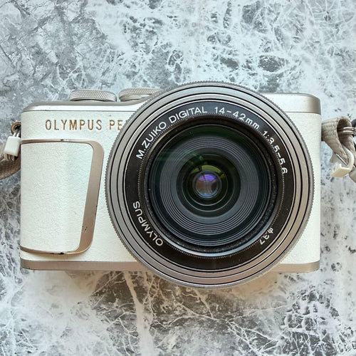 Olympus Mirrorless Interchangeable Lips Pen E-Pl10 Ez