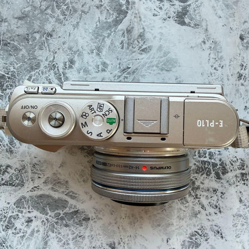 Olympus Mirrorless Interchangeable Lips Pen E-Pl10 Ez