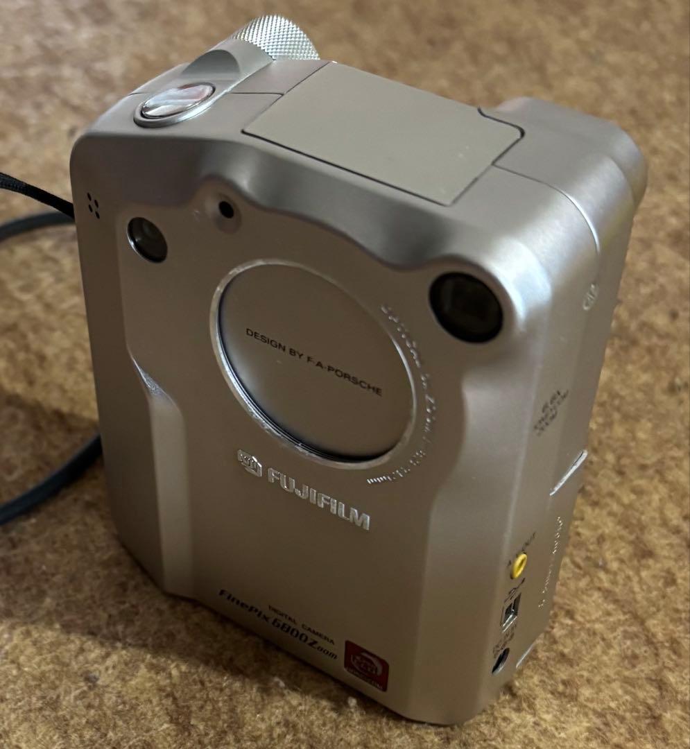 Others Fujifilm Finepix 6800Z