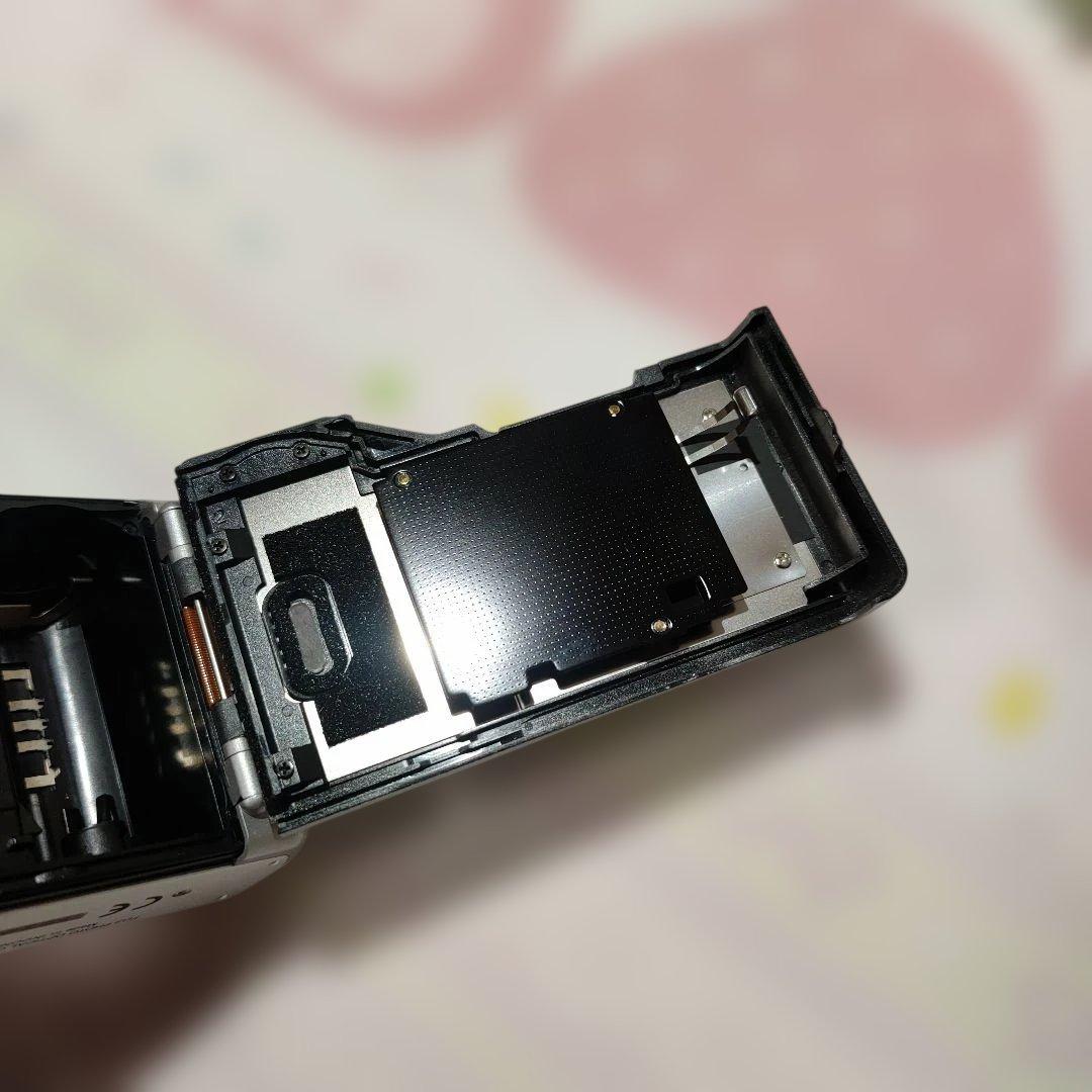Fujifilm Compact Cameras (Film) Silvi Fi