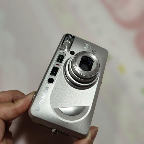 Fujifilm Compact Cameras (Film) Silvi Fi
