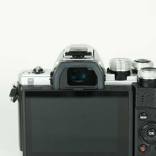 Olympus Mirrorless Interchangeable Lips 15,170 Om-D E-M10 Mark Ii