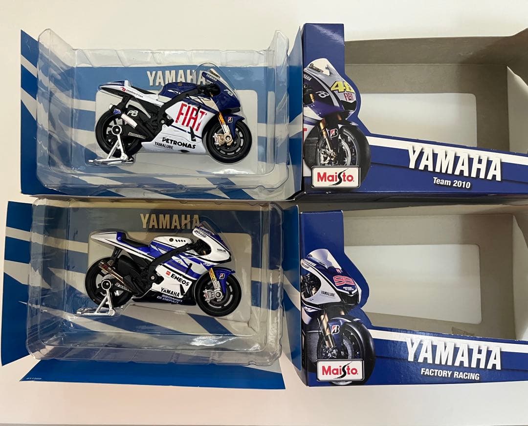 Motorcycles Maisto Yamaha 2 Team 2010