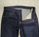 Een voorbeeld van een rechte jeans van Bathing Ape