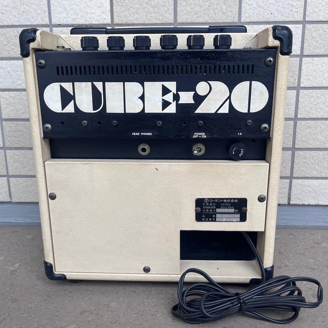 Roland Guitar Amplifiers Cube-20