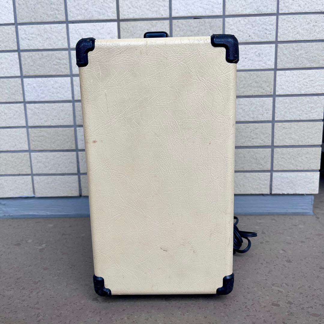 Roland Guitar Amplifiers Cube-20