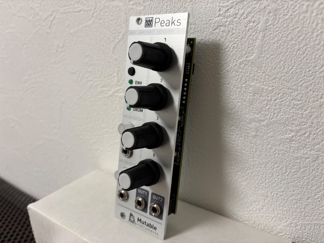 Modular Synthesizer Mutable Instruments Peaks