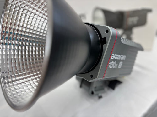 Stand Lights Ring Amaran 100X S Aputure