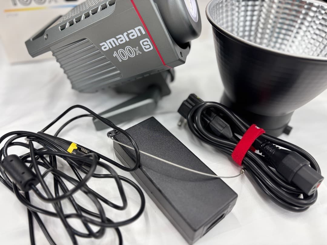 Stand Lights Ring Amaran 100X S Aputure