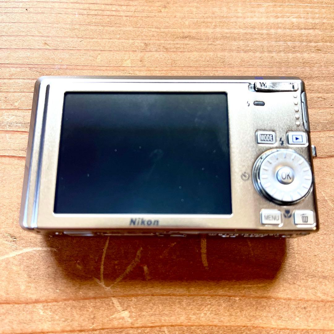 Nikon Compact Digital Camera Nicon S510