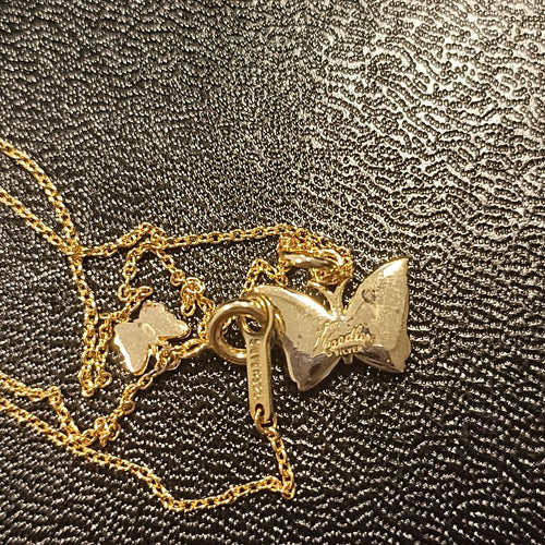 Needles Necklaces